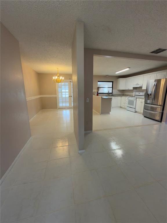 Building Photo - 11001 Longhill Dr