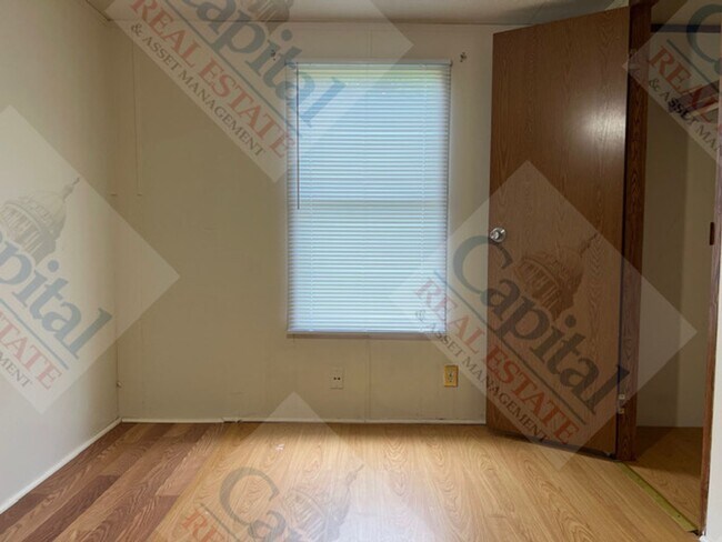 Building Photo - Quiet Country Manufactured Home
