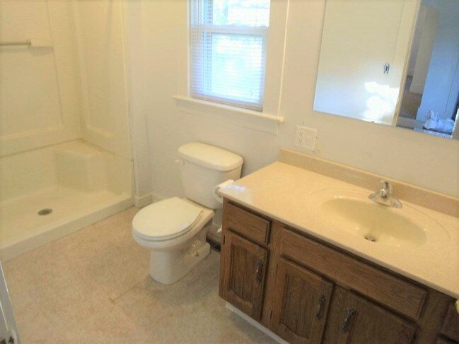 Building Photo - 1707 Charles St