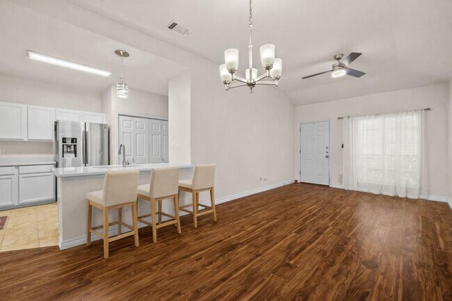 Building Photo - 8703 Weiser Dr