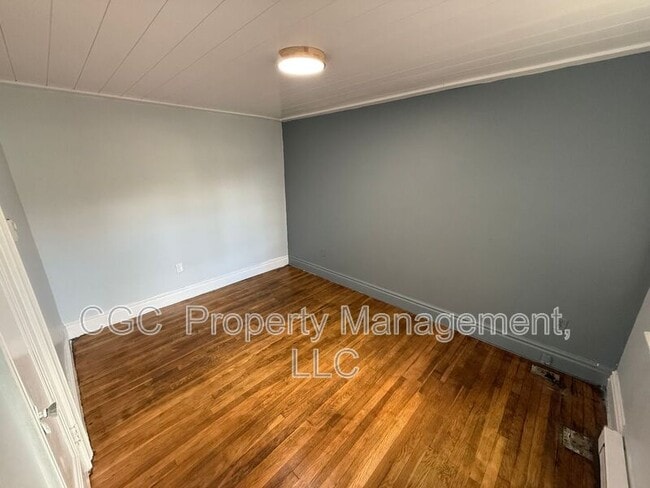 Building Photo - 32-34-34 Clinton Ave