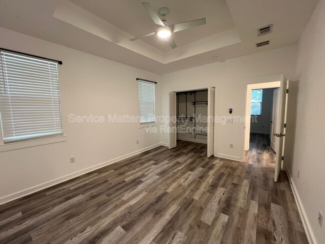 Building Photo - 6150 Franklin St