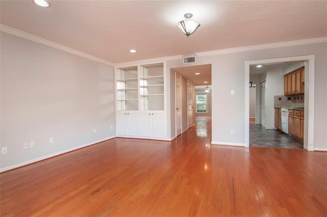 Building Photo - 12979 Trail Hollow Dr