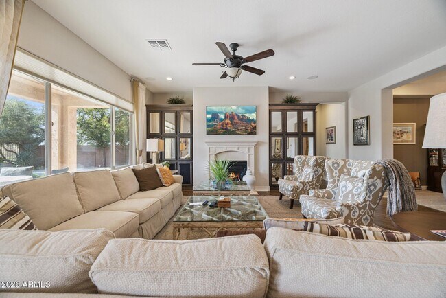 Building Photo - 5907 E Calle de Las Estrellas Rd