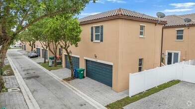 Building Photo - 9341 SW 171st Ct