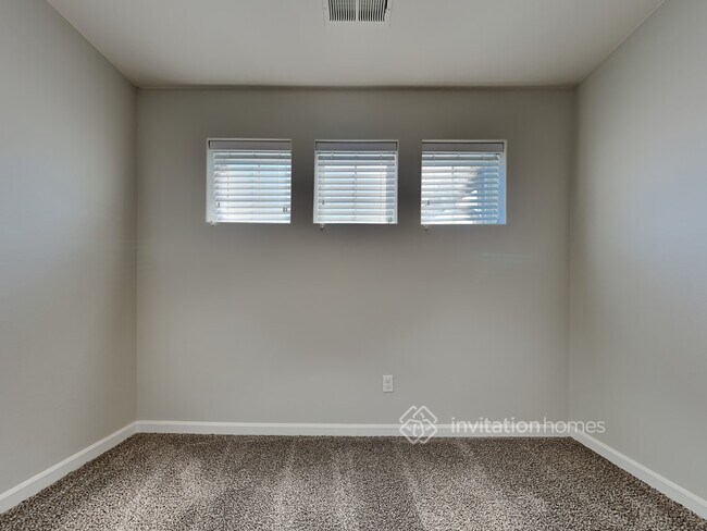 Building Photo - 1821 Cyrene Dr NW