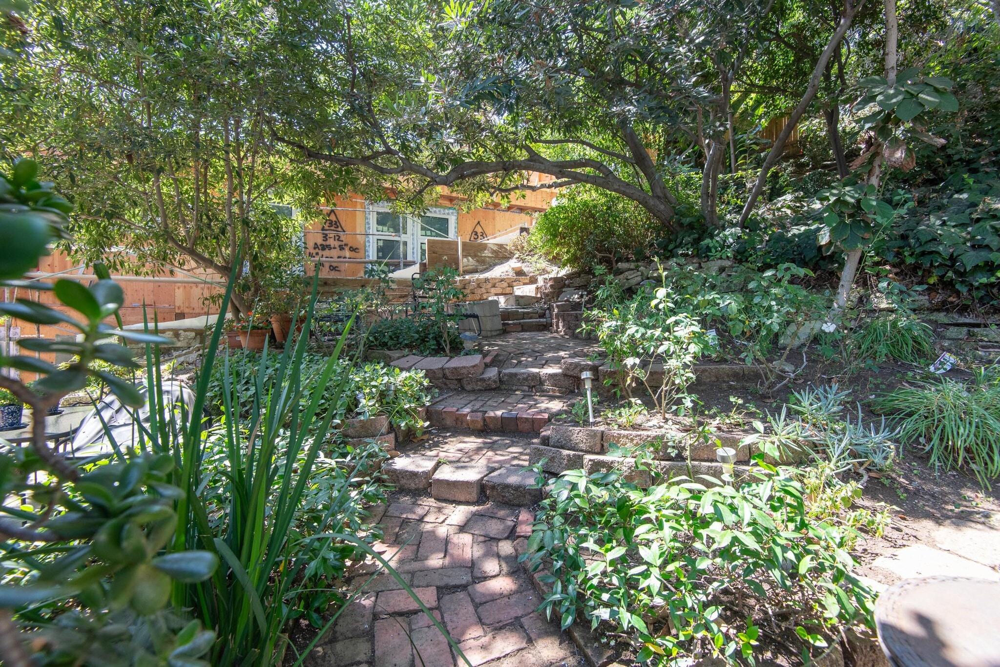 Building Photo - 1997 Pinehurst Rd