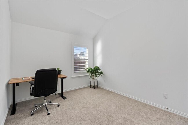 Building Photo - 200 Ottaviano Way