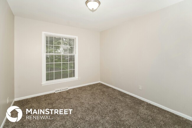 Building Photo - 3325 Darden Rd