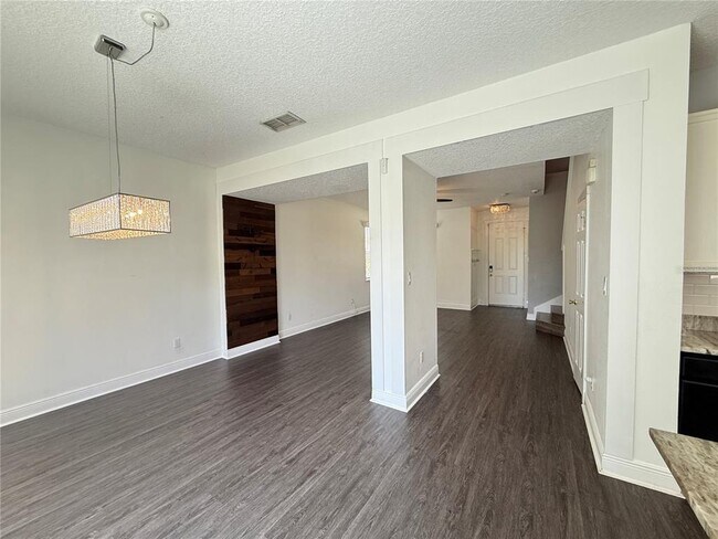 Building Photo - 1225 Greenley Ave