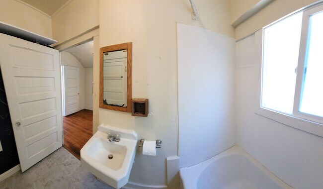 Building Photo - Jeffrey and Foothill Properties