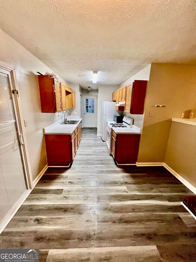 Building Photo - 138 Crystal Brook