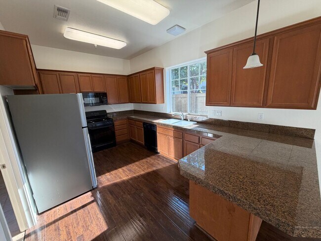 Building Photo - 1609 Barolo Pl