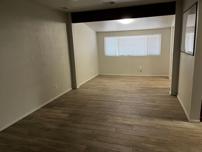 Building Photo - Unfurnished, 1-year long-term rental