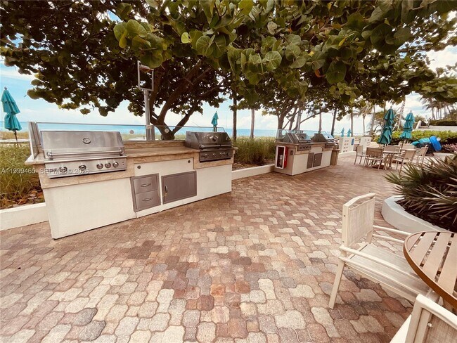 Building Photo - 4900 N Ocean Blvd