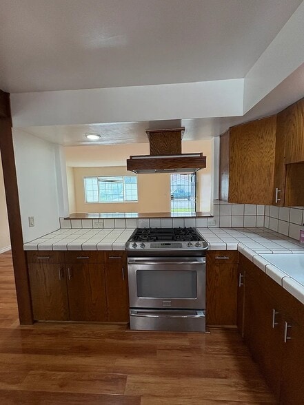 Building Photo - 1843 Santa Fe Ave