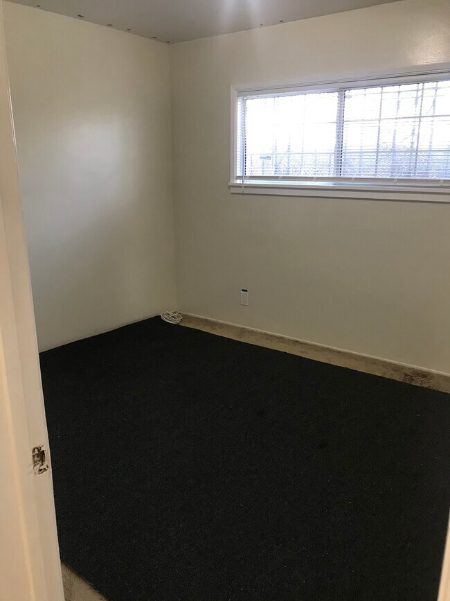 Master Bedroom Area - 1235 W 107th St