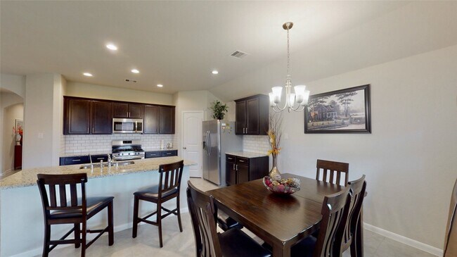 Building Photo - 29611 Nossers Ct
