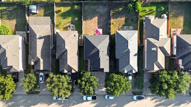 Building Photo - 20811 Indigo River Ln