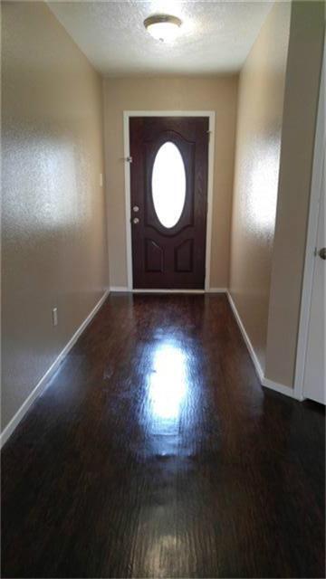 Building Photo - 2704 Orion Dr