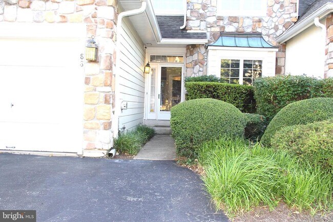Building Photo - 88 Highpoint Dr