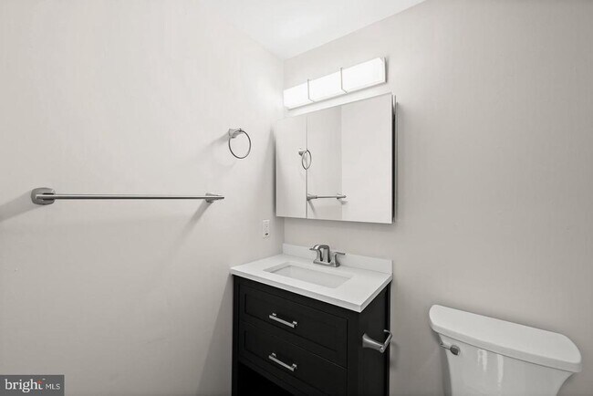 Building Photo - 5435 The Bridle Path