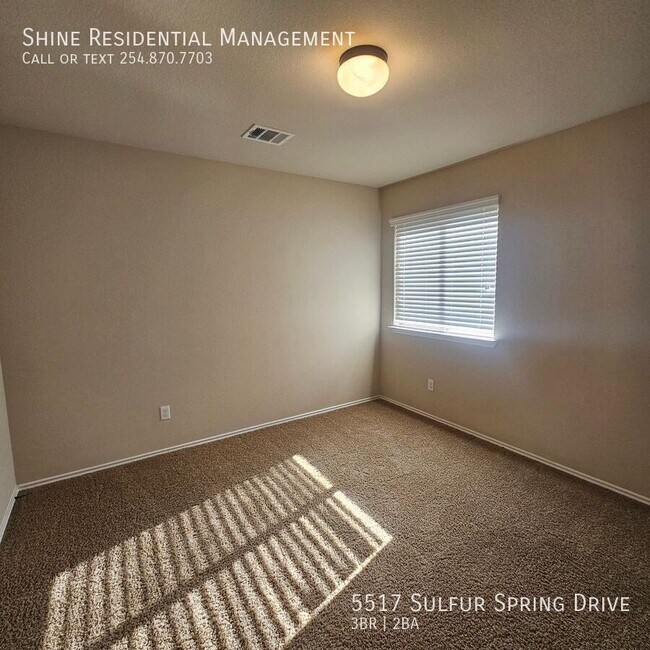 Building Photo - 5517 Sulfur Spring Dr