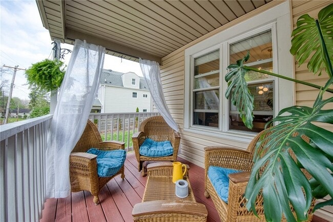 Building Photo - 911 Nevin Ave