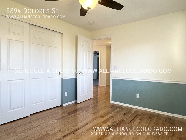 Building Photo - 5894 Dolores St