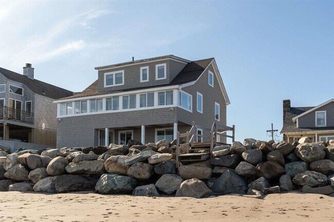 Building Photo - 1056 Ocean Blvd