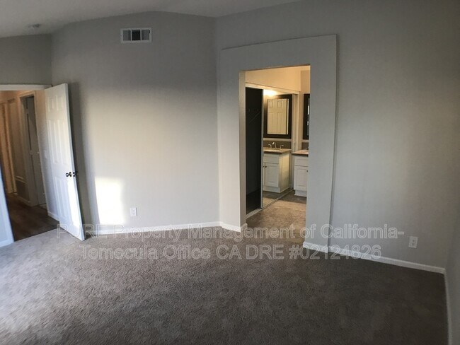 Building Photo - 32428 Enriqueta Cir