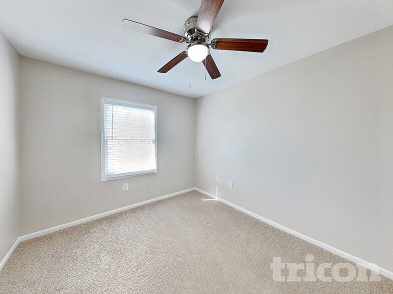 Building Photo - 1439 Leafwood Ct