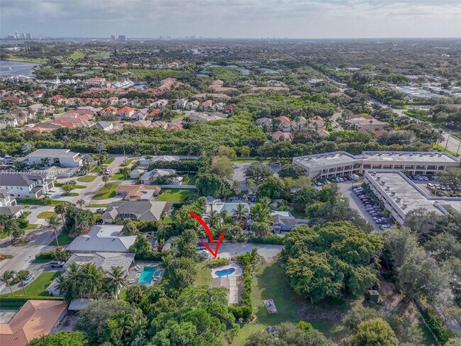 Building Photo - 11324 Palm Tree Ln