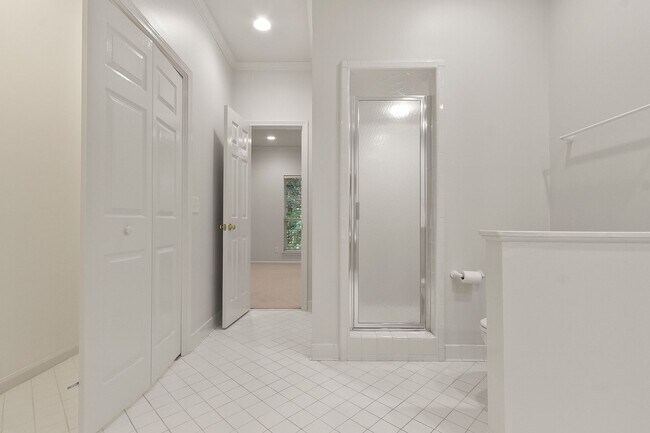 Building Photo - Verner School Zone - Fox Ridge Subdivision