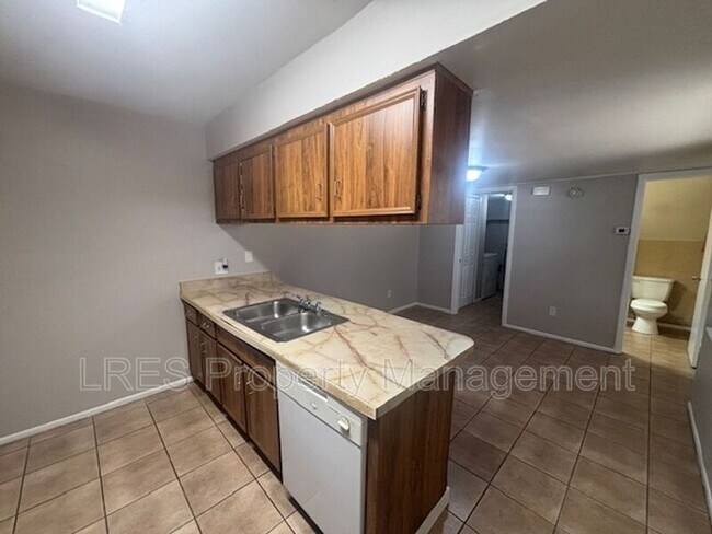 Building Photo - 4638 Lighthouse Cir