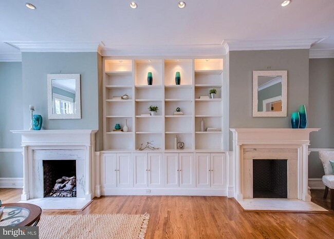 Building Photo - 2127 Leroy Pl NW