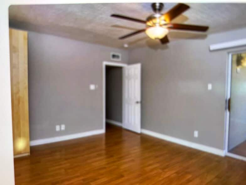 Second bedroom - 4635 N 22nd St