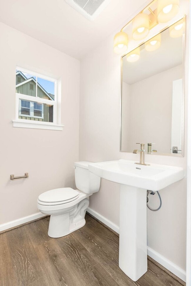 Building Photo - 19340 NE 69th Cir