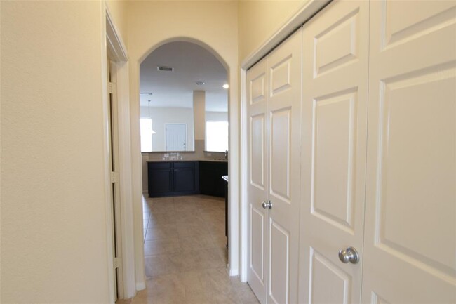 Building Photo - 3714 Aldridge Dr