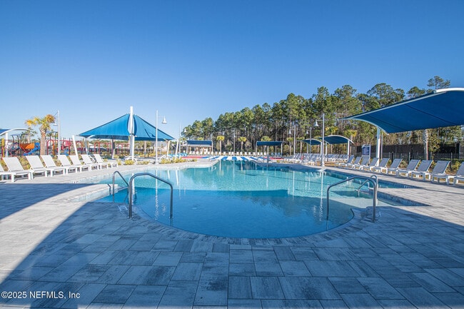 Building Photo - 259 Brandon Lks Dr