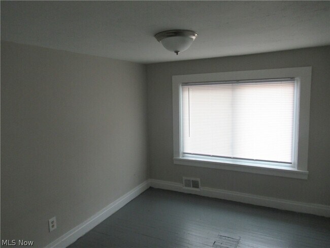 Building Photo - 59 Sector Dr