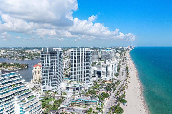 Building Photo - 151 N Seabreeze Blvd