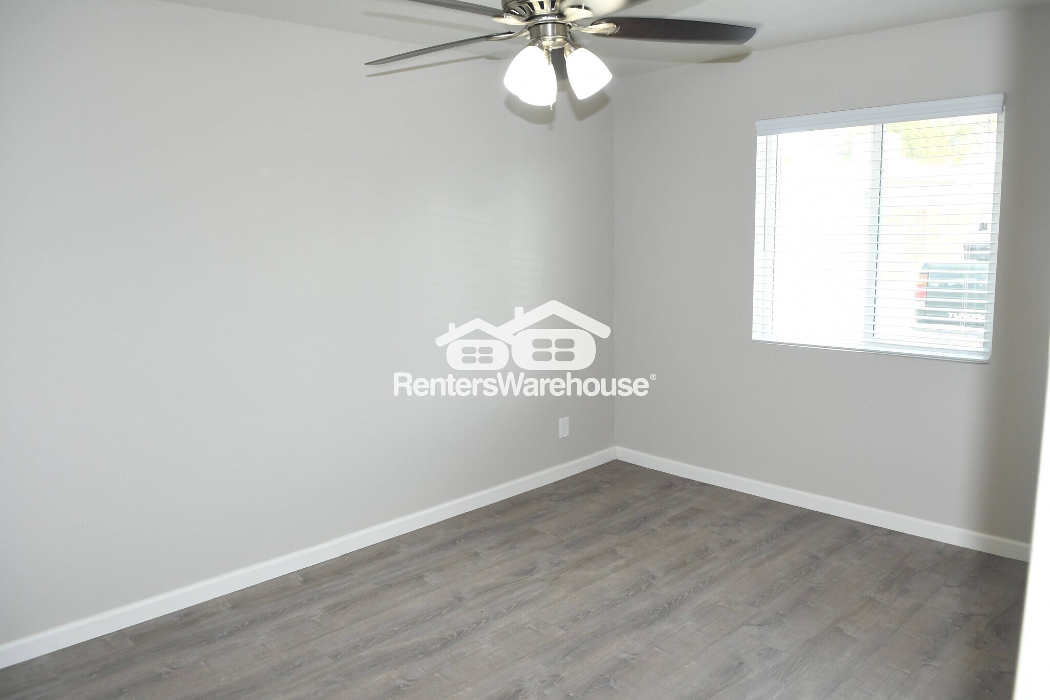 Building Photo - 7519 N 12th St