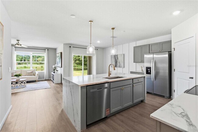 Building Photo - 1041 Champion Ridge Dr