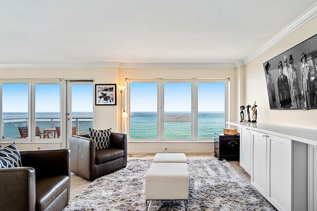 Building Photo - 2066 N Ocean Blvd