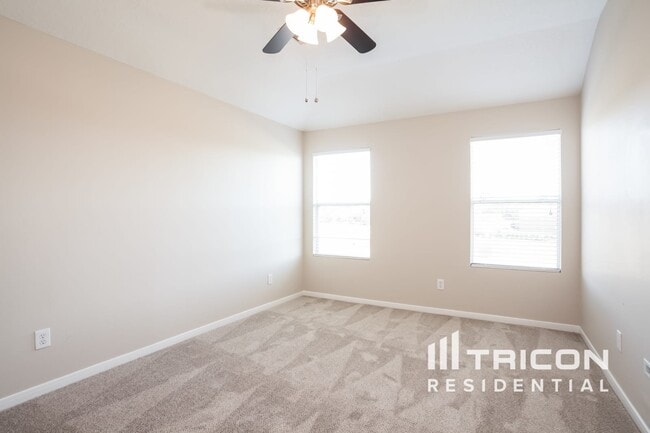 Building Photo - 1114 Fairlane Square