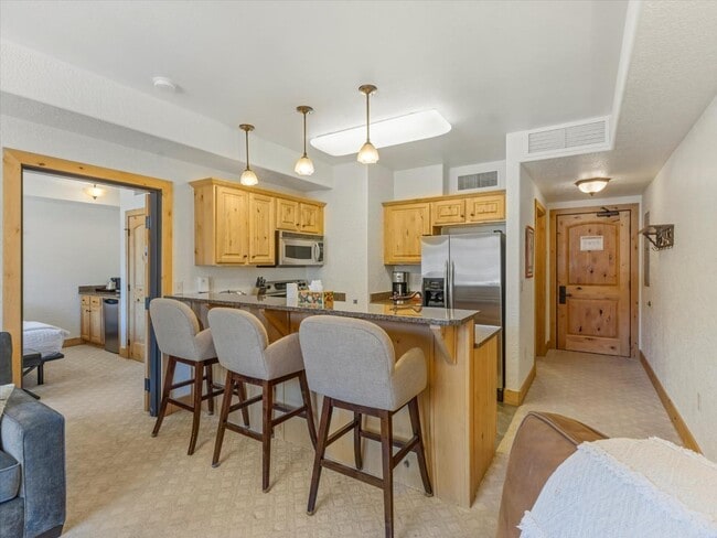Building Photo - 2669 Canyons Resort Dr