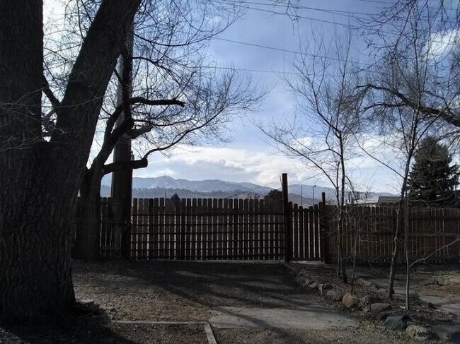 Building Photo - 2 bedroom in Fort Collins CO 80521