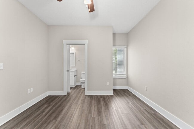 Building Photo - 118 N Sand Palm Rd