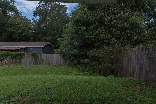 Building Photo - 3 Bed x 3 Bath with Garage!!!!